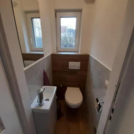 Erdgeschoss 75 M2 Grosser Parkplatz Wlan Terrasse 30 M2 Uebernachtung Lejlighed