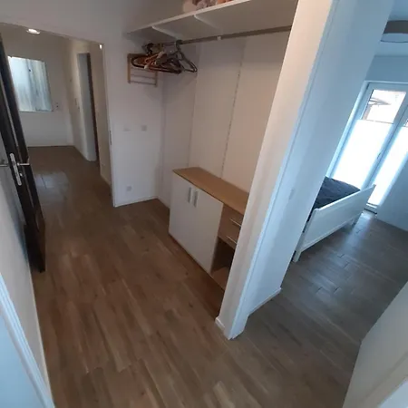 شقة Erdgeschoss 75 M2 Grosser Parkplatz Wlan Terrasse 30 M2 Uebernachtung Talheim (Tuttlingen)